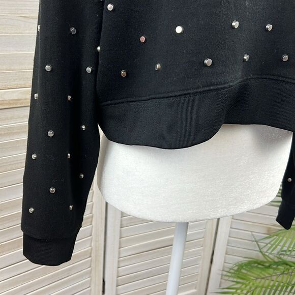 3/$25 AQUA Silver Studded Cropped Sweatshirt Sweater Medium - Picture 4 of 14